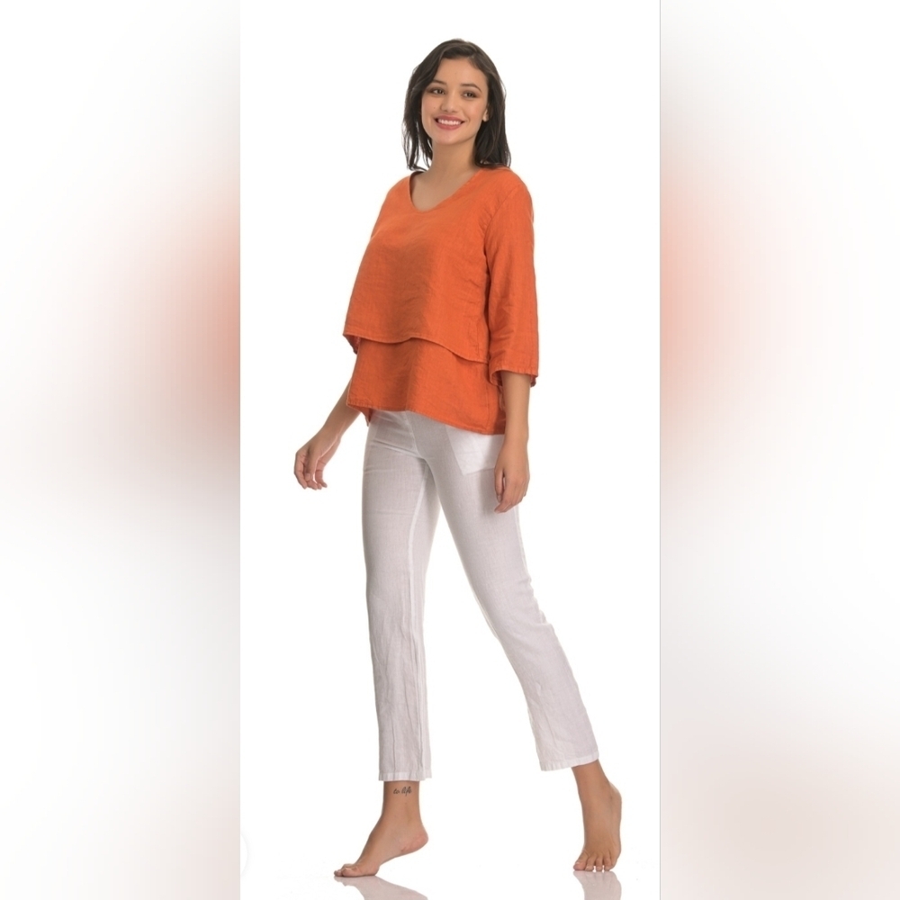 John P  100% Linen  3/4 Sleeve Layered Top. Size M